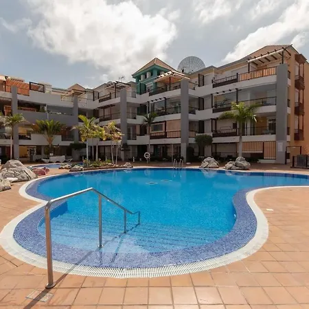 Esmeralda Villa