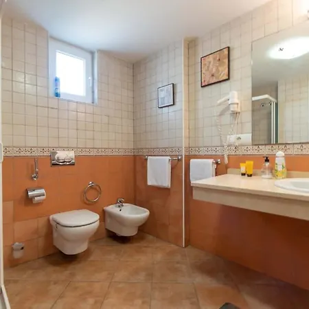 Esmeralda Los Cristianos (Tenerife)