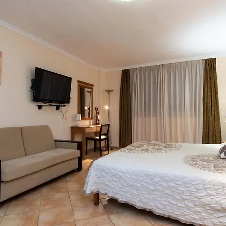 Esmeralda * Los Cristianos (Tenerife)