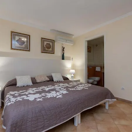 Esmeralda * Los Cristianos (Tenerife)